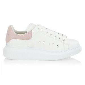 Alexandra McQueen Oversized sneaker
